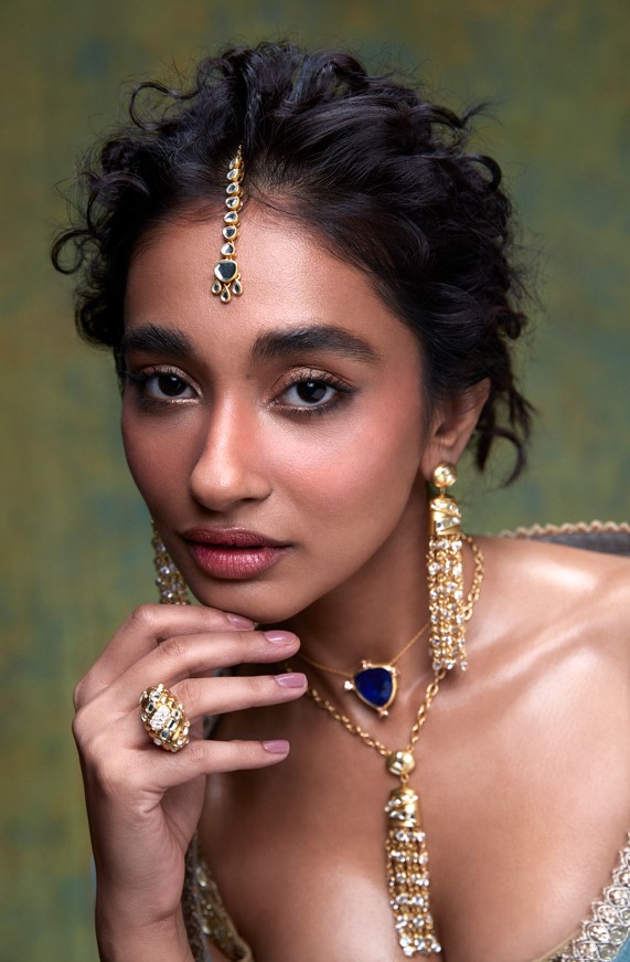 Add Some Spark To The Festive Season With These 11 Jewellery Brands-Image 2